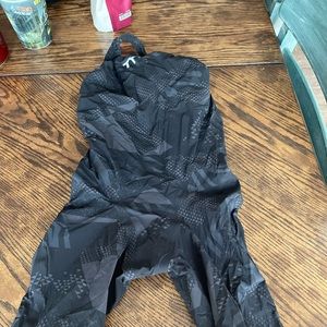 TYR Women’s Avictor Closed Back Swimsuit